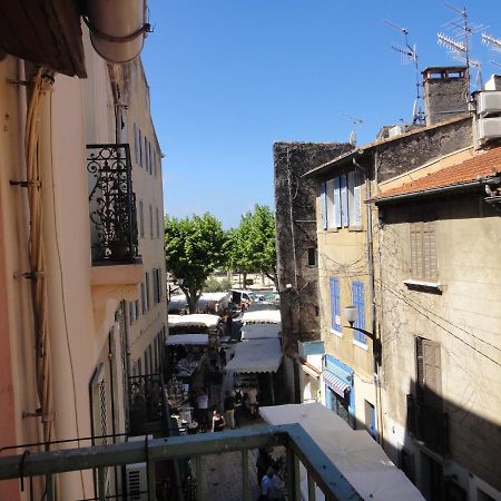 Апартаменты Le Petit Balcon De Каси Экстерьер фото